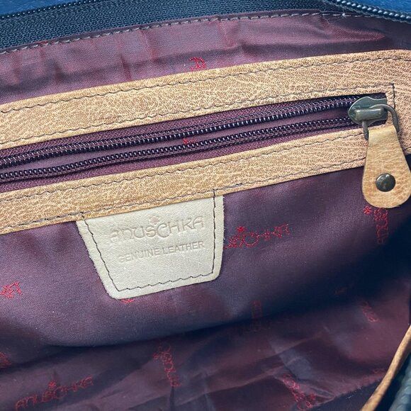 Gorgeous Anuschka Bag. Hand Painted Shoulder Bag. Blue And Rose Pattern. - Picture 8 of 16